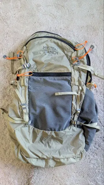 MYSTERY RANCH IN AND OUT 19 백팩