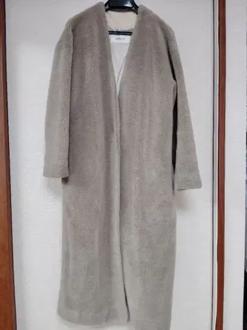 ROUGE VIF 베이지 롱 코트