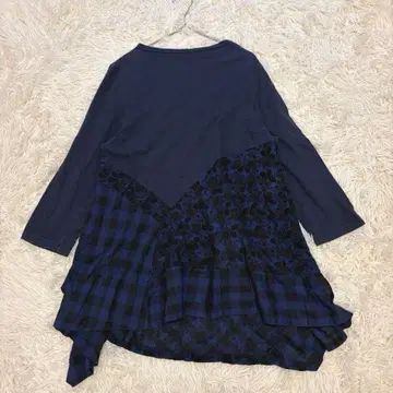 [ EN CLOCHE ] 넉넉한 네이비 이소재 절개 비대칭 튜닉 40