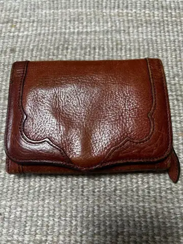 다코타 접이식 지갑 천연 가죽 브라운