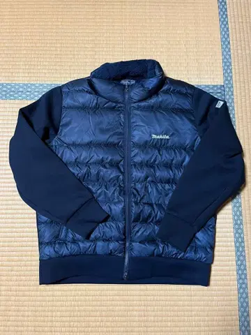 미사용 새상품 마끼다 조이 다운 자켓 3L 네이비