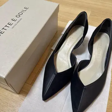 오데뜨 앤 오딜 ODETTE E ODILE 펌프스 23.5cm
