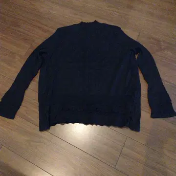 인포트 로사 레이스 부착 스웨터 블랙