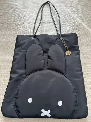 miffy OPAQUE CLIP 블랙 토트백