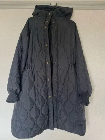 퀼팅 플레어 롱 코트 블랙 M