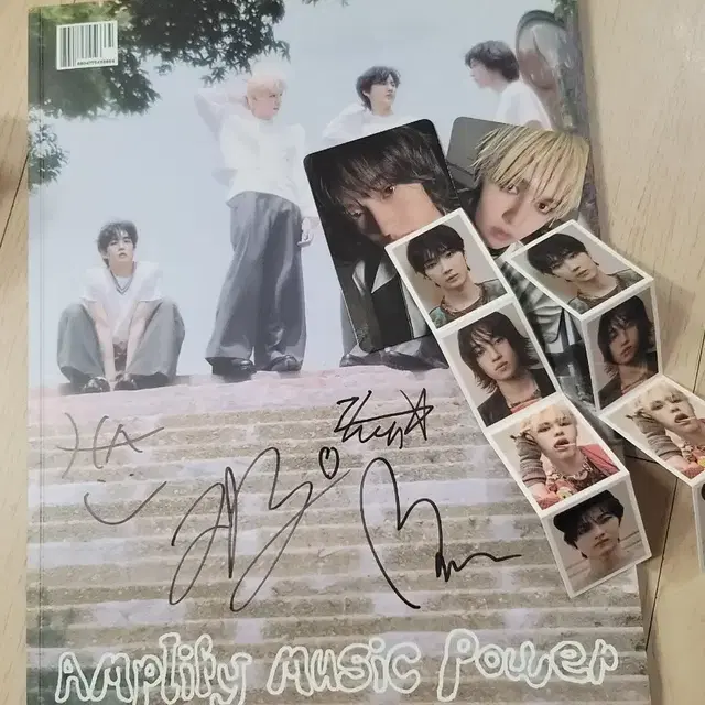 에이엠피싸인앨범