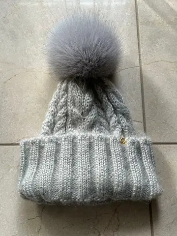 [ 새상품급 ] CA4LA 그레이 니트 모자 퍼 포함