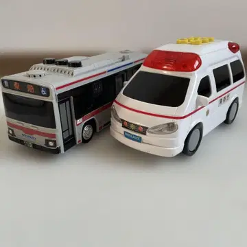 버스 및 구급차 세트 (소리 나는)