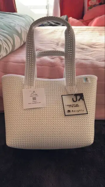 화이트 메쉬 토트백