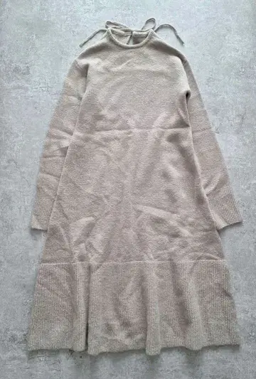 미라 오웬 롱 니트 원피스 백리본