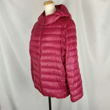 UNIQLO 유니클로 울트라 라이트 다운 3XL 후드 부착 B4110