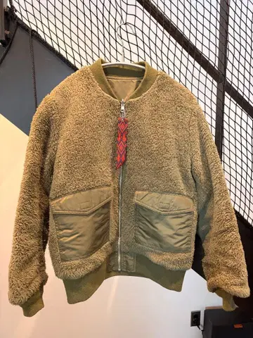 avan lily MA-1 스타일 리버서블 자켓 올리브 그린