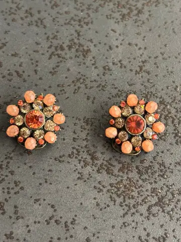 빈티지풍 플라워형 귀찌