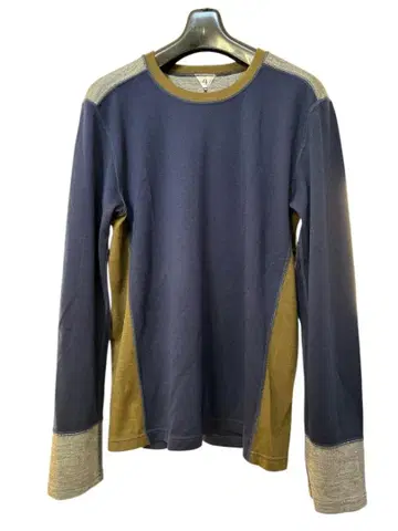 FilMelange 일본제 울 100% 절개 니트