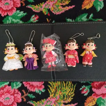 후지야 프리티 페코짱 시리즈 6체