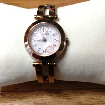 CITIZEN wicca 헬로키티 손목시계