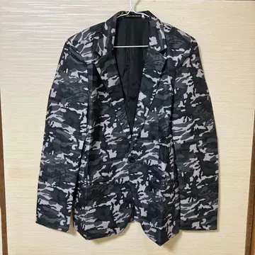 카모 패턴 테일러드 자켓