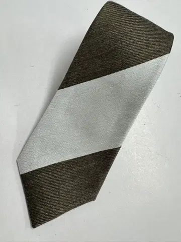 HILTON 브라운 화이트 스트라이프 넥타이 일본제