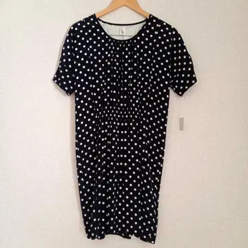 새상품 레이디 랙 루카 원피스 도트 무늬