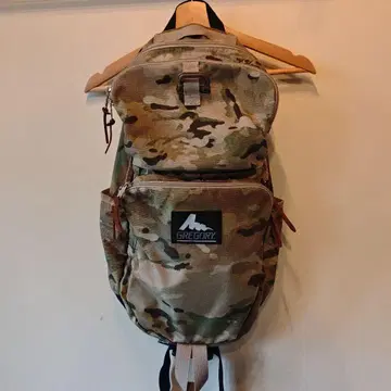 그레고리 GREGORY 데이팩 카모플라쥬 멀티캠 구택 구로고