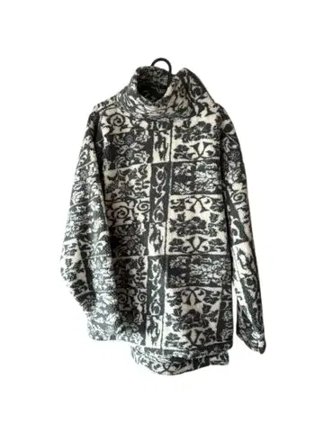 플리스 자켓 하이넥 패턴 무늬