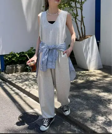 새상품급 차오패닉 티피 슬라브 쭈리 밑단 드로스트 올인원