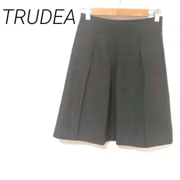 TRUDEA 블랙 무릎 기장 플레어 스커트 S 캐주얼 지퍼 안감 있음