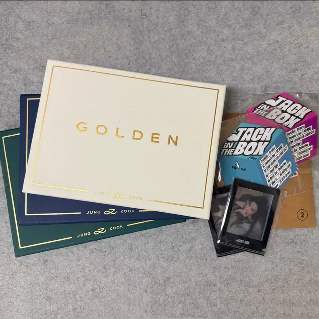 방탄소년단 정국 제이홉 앨범 나눔합니다.