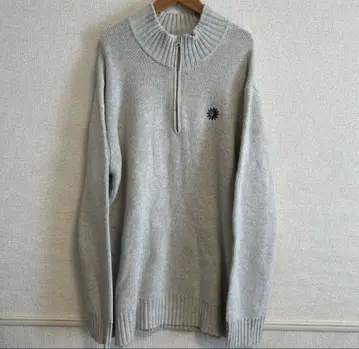 새상품급 EVRIS 에브리리스 그레이 하이넥 스웨터 인기