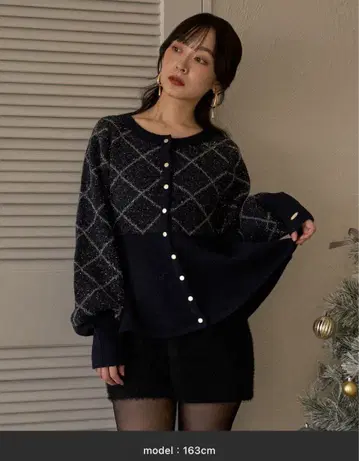 mideal 아가일 패턴 페플럼 니트 네이비