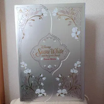 백설공주 디즈니 인형 리미티드 에디션 16일까지