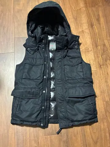 DUVETICA 후드 부착 M-65 다운 베스트 L 블랙 중고