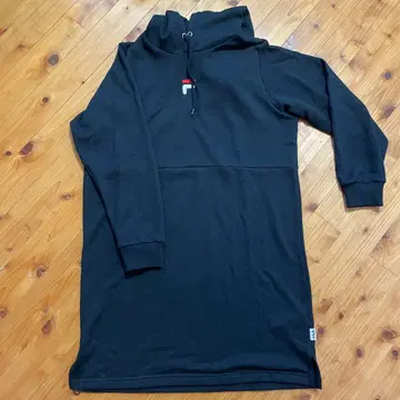 FILA 블랙 후드 부착 원피스 사이즈 F