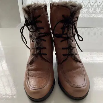 [ HISPANITAS ] 히스패니타스 브라운 가죽 퍼 레이스업 부츠