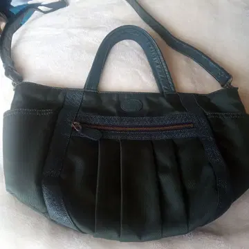 IBIZA 다크 그린 플리츠 숄더백