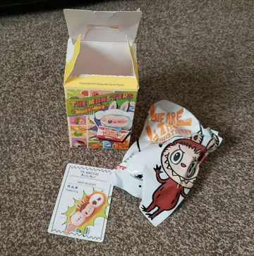 정품 명동 POP MART THE MONSTERS 2개 세트