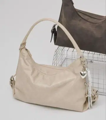 차오패닉 티피 숄더백 화이트