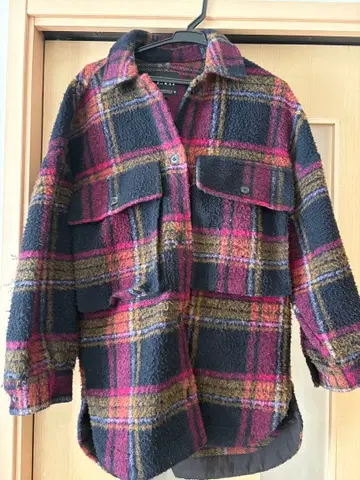 [ ZARA ] 체크 무늬 자켓