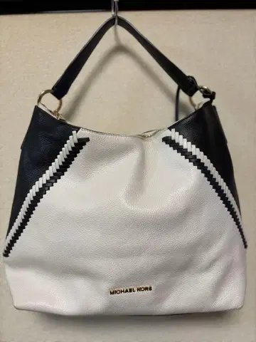 MICHAEL KORS 지그재그 무늬 핸드백