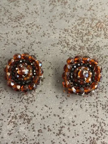 빈티지 브라운 플라워 귀찌