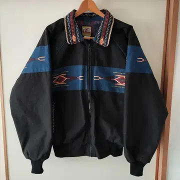80s~90s BEE-WILD USA제 네이티브 무늬 남성용 자켓 M