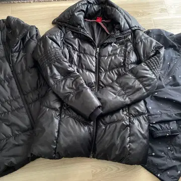 PUMA 블랙 다운 자켓 3개 묶음 판매