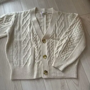 RAY BEAMS 레이빔즈 아이보리 케이블 짜임 가디건