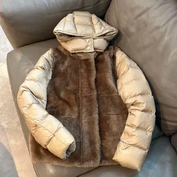 EMMETI 엔메티 무스탕 다운