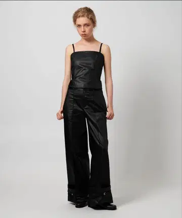 [ 미사용 ] ATTISESSION 가죽 느낌 뷔스티에