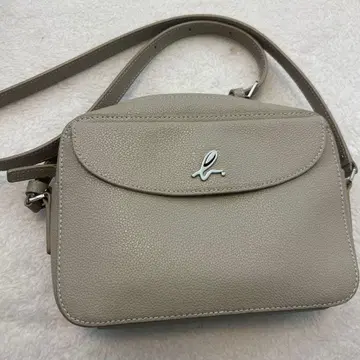 에네스베 숄더백 엠보싱 로고