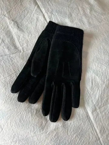 장 폴 고티에 블랙 스웨이드 장갑