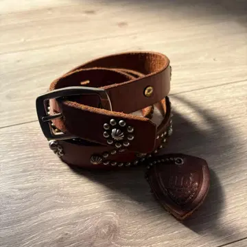 [ 선착순! ] HTC 스터드 벨트 빈티지