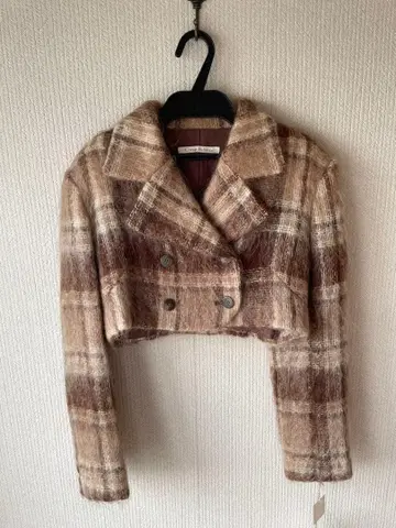[배송비 포함/새상품] 브라운 체크 크롭 모헤어 자켓 M