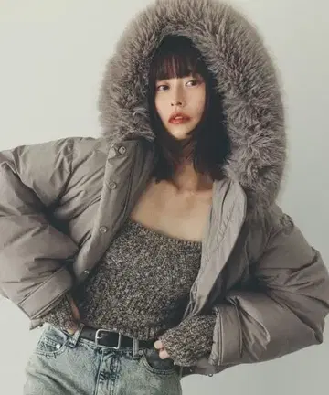 스나이델 후드 퍼 숏 다운 모카 니시카와 다운 자켓 코트